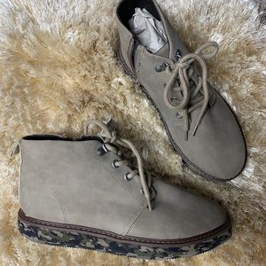 ZARA BOYS boots-tan